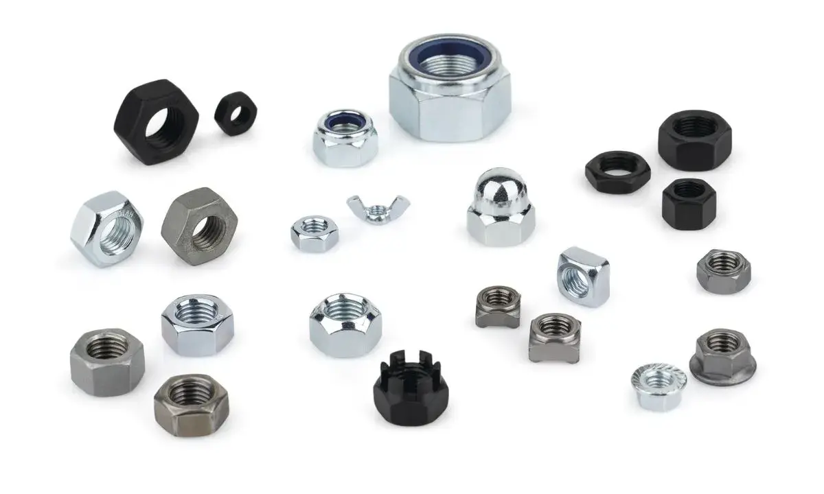 Assortiment d'écrous variés, dont une **rondelle papillon** et des écrous hexagonaux, carrés et borgnes, en métal et en plastique noir.