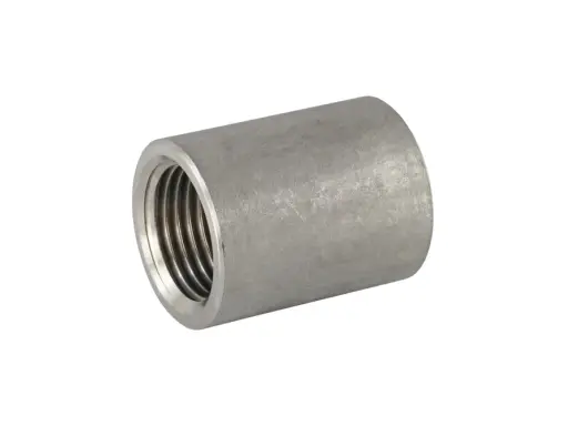Manchon inox à souder, une pièce métallique cylindrique avec un filetage interne, prête pour une connexion solide.