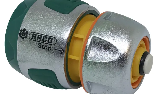 Raccord 3 pièces RACO Stop, un connecteur rapide pour tuyau d'arrosage, avec des parties vertes, argentées et jaunes.