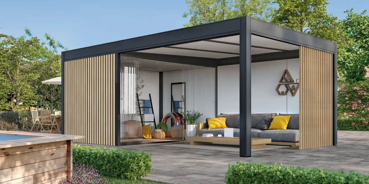 Pergola moderne avec bardage bois, créant un espace de vie extérieur accueillant. Une technique locale qui allie esthétique et fonctionnalité.